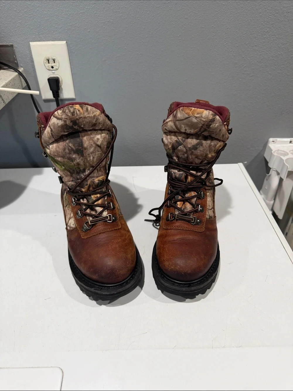 Cabela's Iron Ridge Brown Leather & Camouflage Kids Boots with Maroon Lining